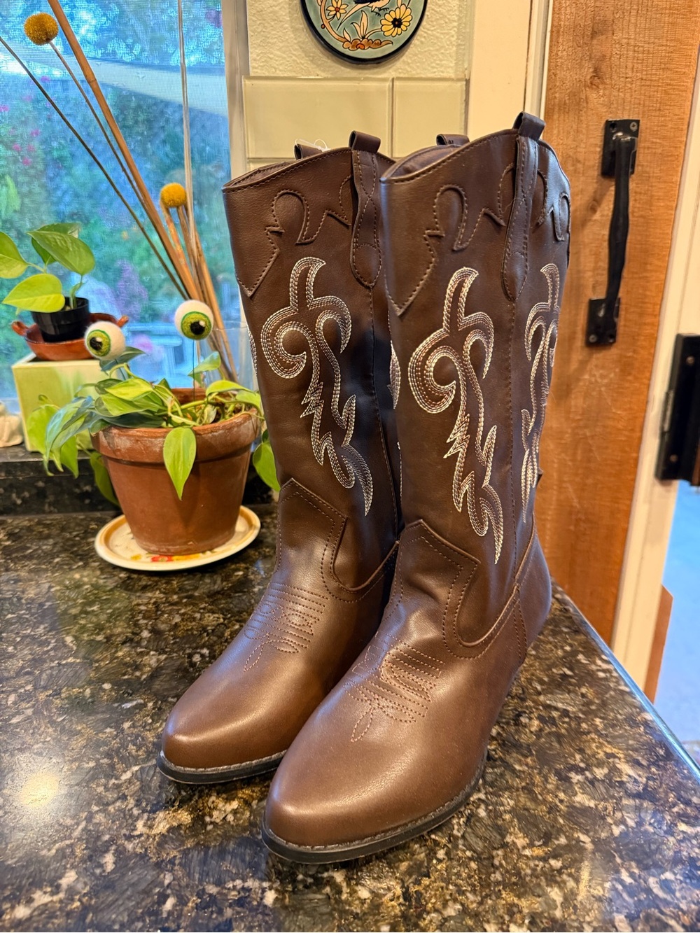 Classic Brown Women's pull on Western Boots with Embroidered Detail